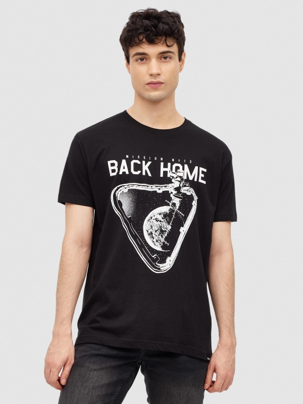 T-shirt Espaço preto vista meia frontal