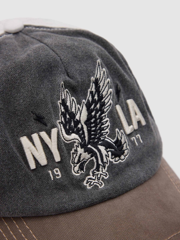 Vintage eagle cap dark grey detail view