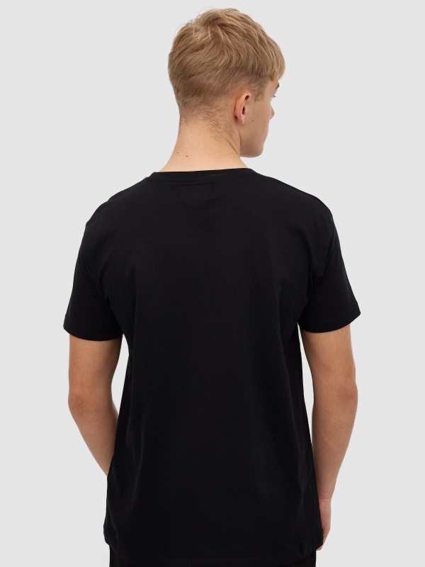 Camiseta calavera diluida negro vista media trasera