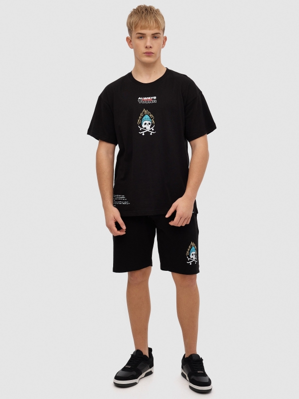 T-shirt caveira skater preto vista geral frontal