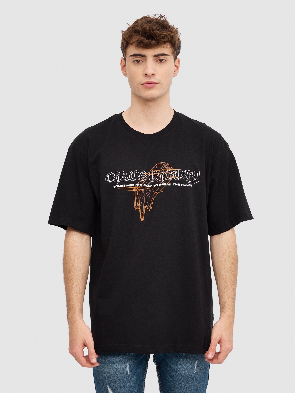 T-shirt com esfera linea preto vista meia frontal