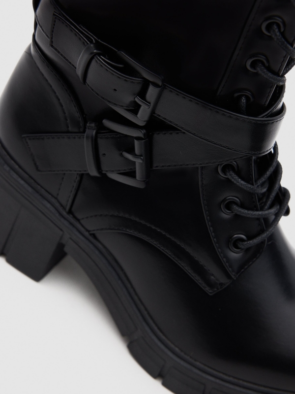 High boots with laces black detail view