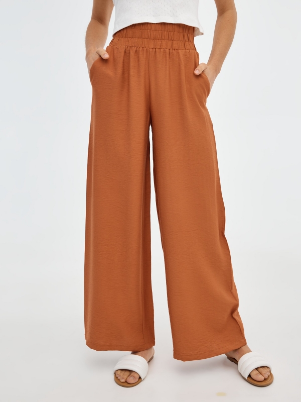 Flowy wide-leg pants dark brown middle front view