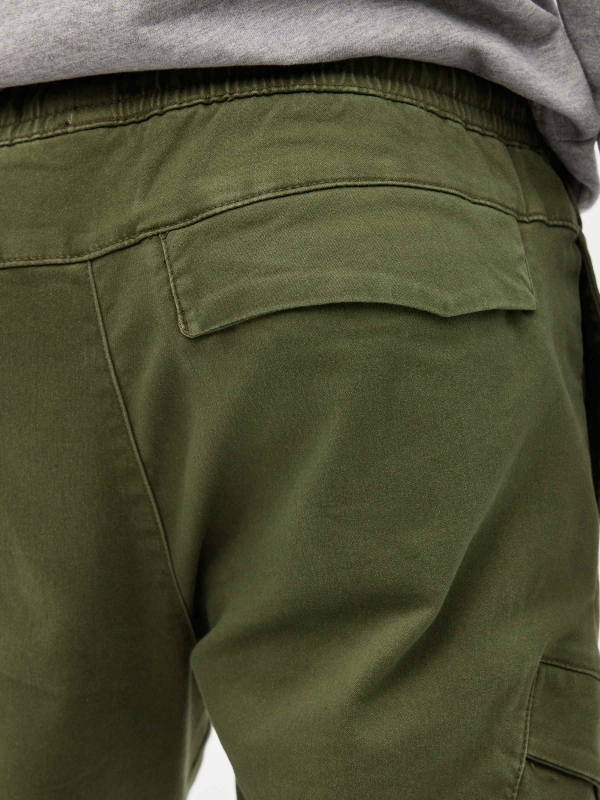 Men's cargo jogger pants green detail view