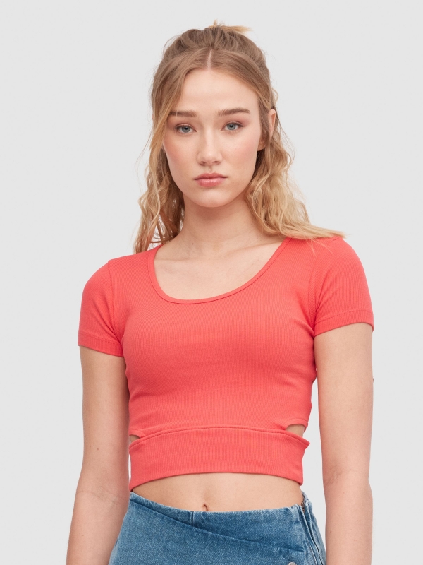 Cut out crop top red middle front view