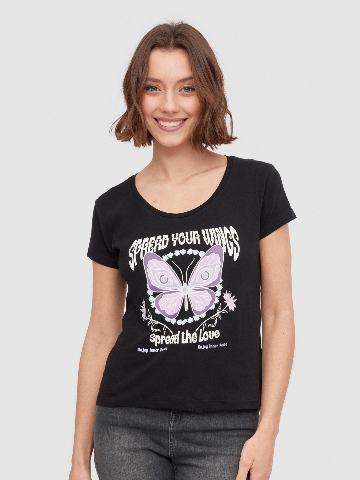Camiseta crop Mariposa negro vista media frontal