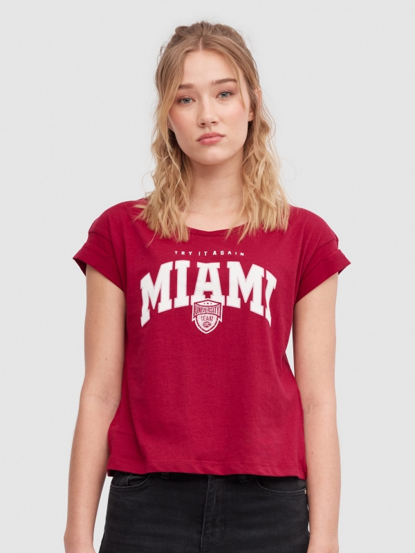 Camiseta University Miami granate vista media frontal
