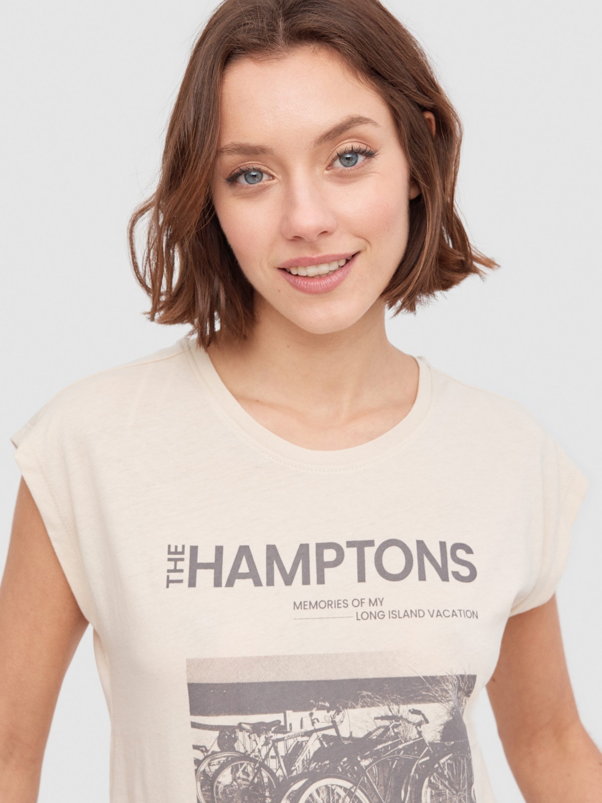 T-shirt The Hamptons areia vista detalhe
