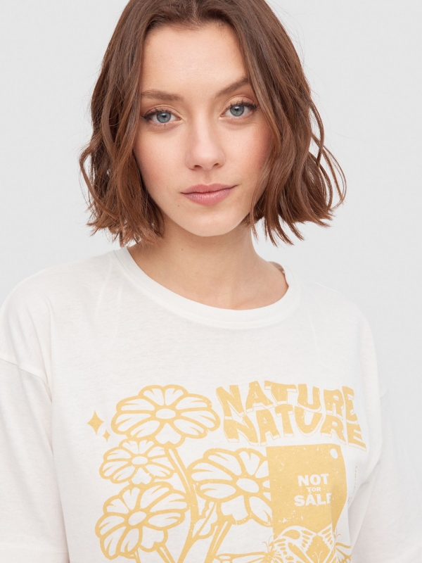 Camiseta oversize Nature blanco roto vista detalle