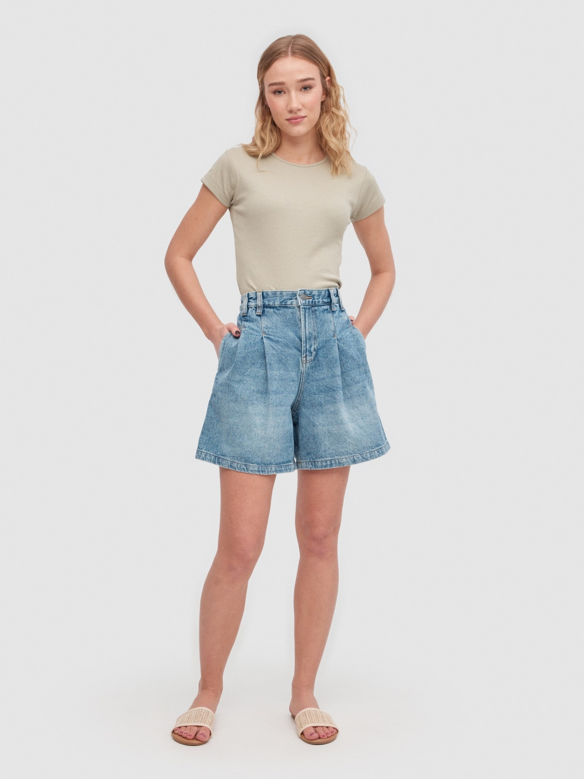 Denim pleated shorts blue front view