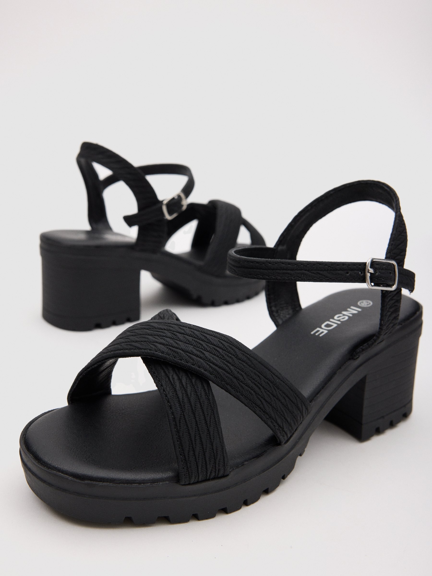 Textured Strappy Flatform Thong Sandals - Black Textured