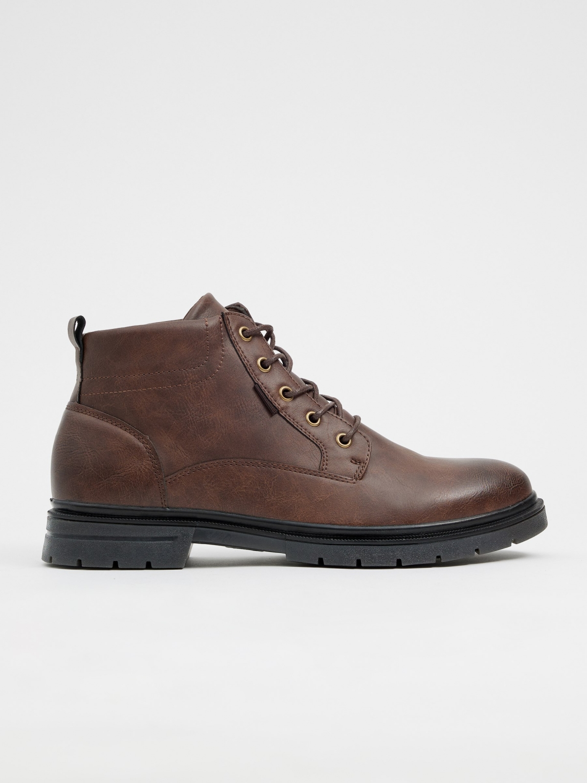 Brown faux leather boot with laces chocolate