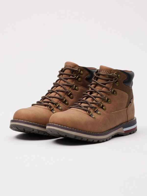 Combined mountaineering boot 45º front view