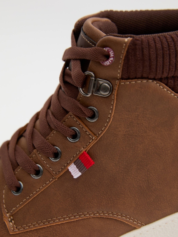 Sport sport boot combined collar brown detail view