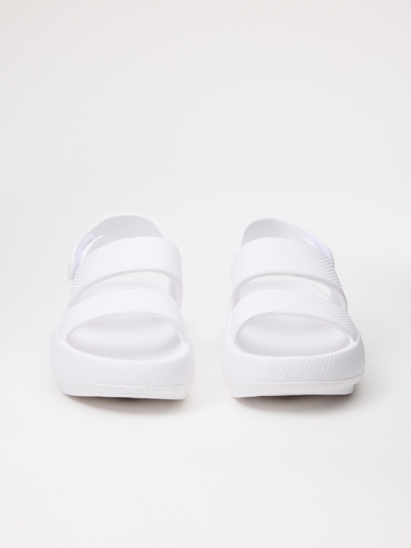 Comfort slippers white