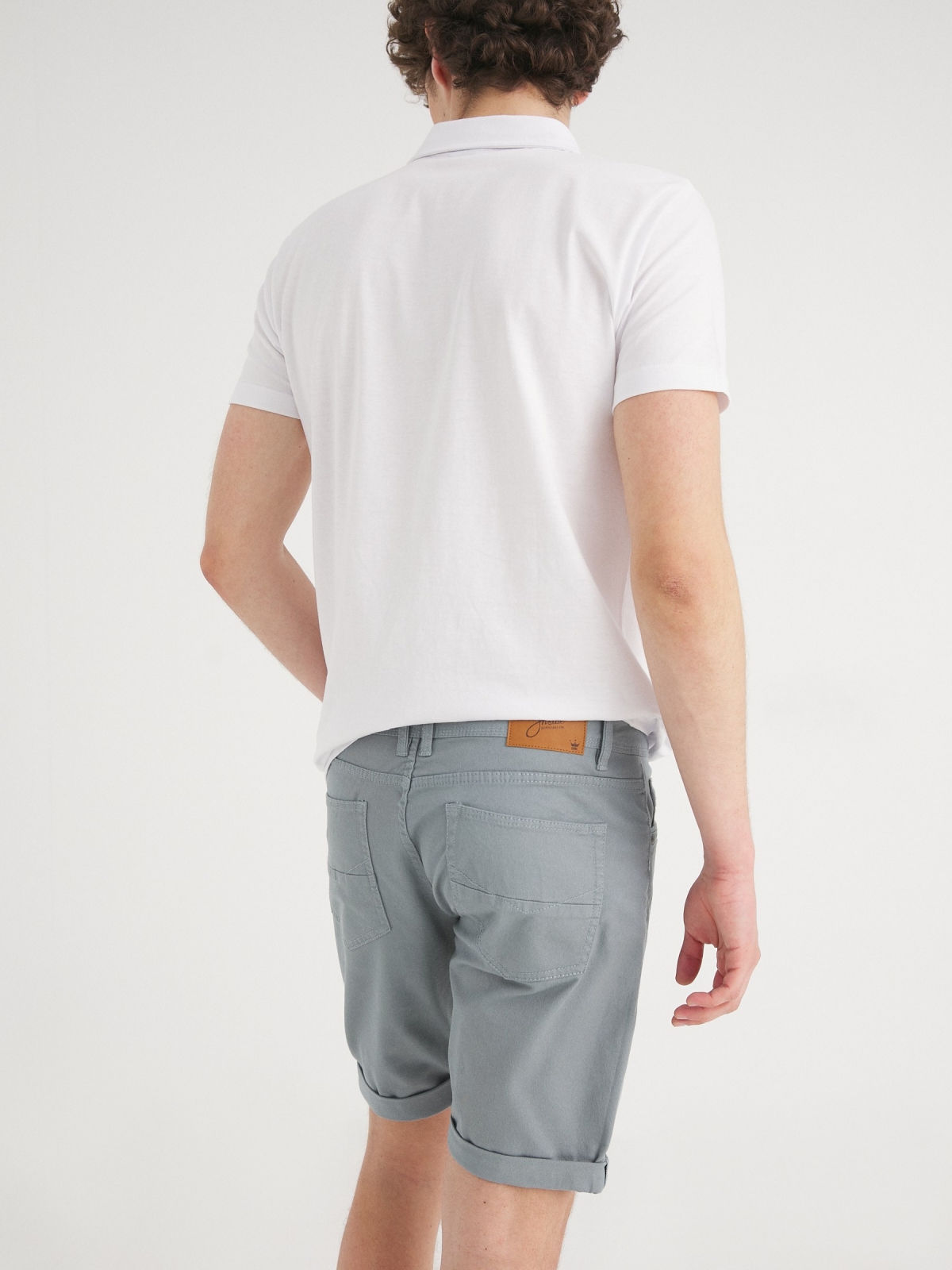 Bermuda short with five pockets grey middle back view
