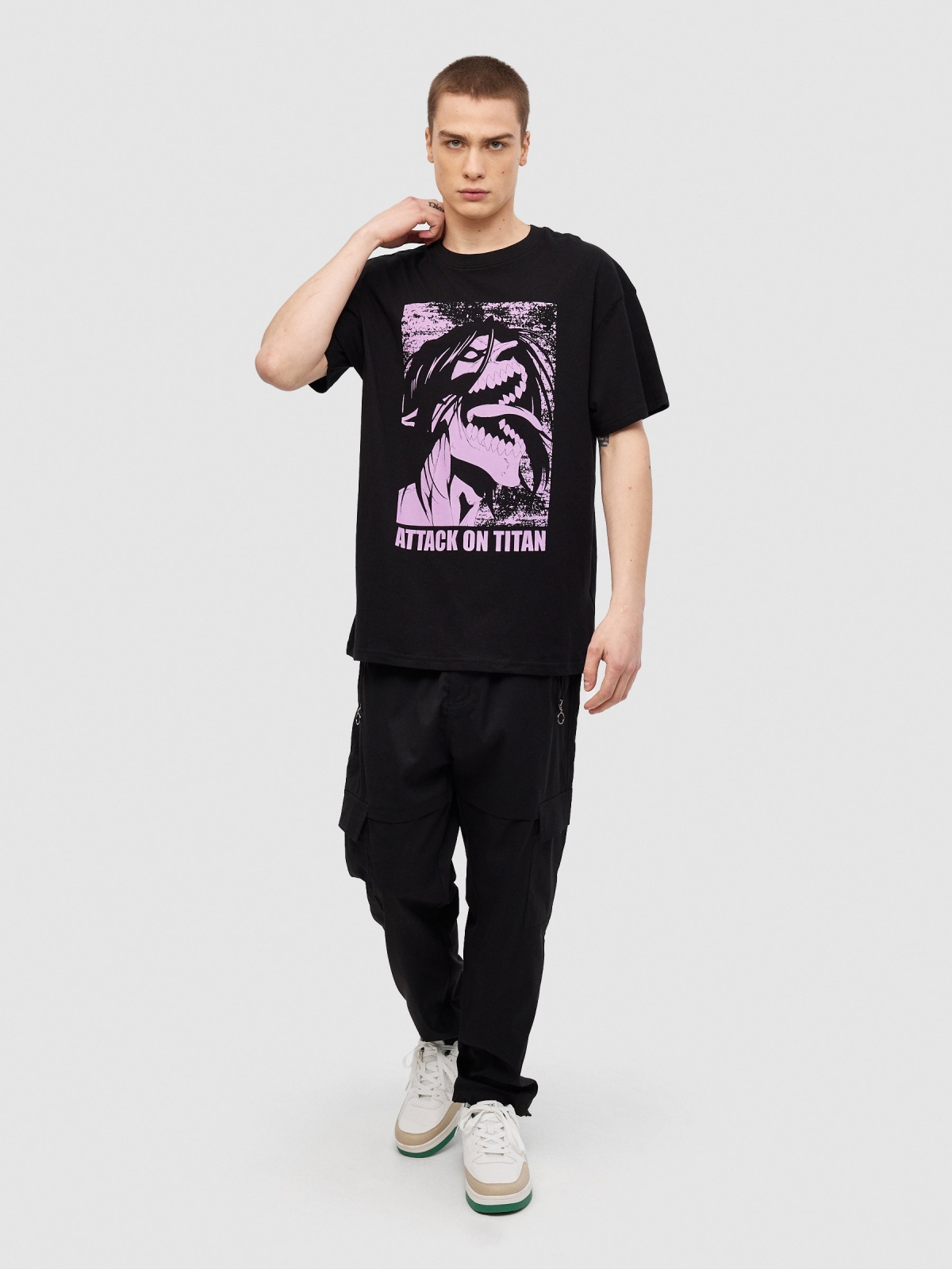 Attack On Titan oversize t-shirt black front view