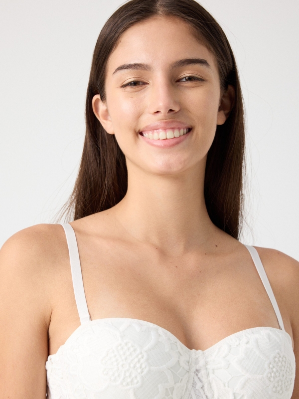 Floral lace bustier white detail view