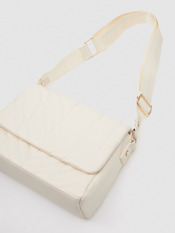 Bolsa de ombro com porta-moedas marfim vista detalhe