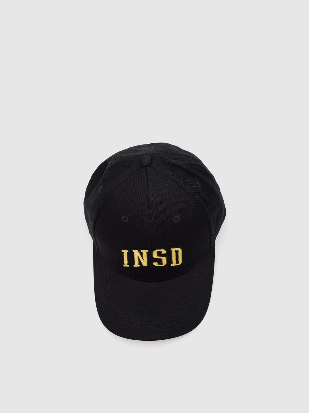 Gorra básica deportiva negro vista detalle