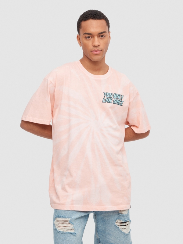 T-shirt de caveira tie dye rosa pêssego vista meia frontal