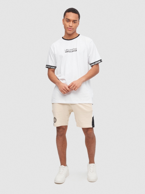 T-shirt desportiva com mangas em contraste branco vista geral frontal