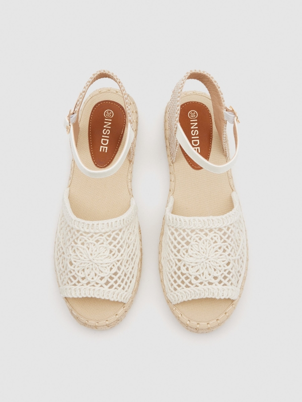 Crochet sandal off white zenithal view