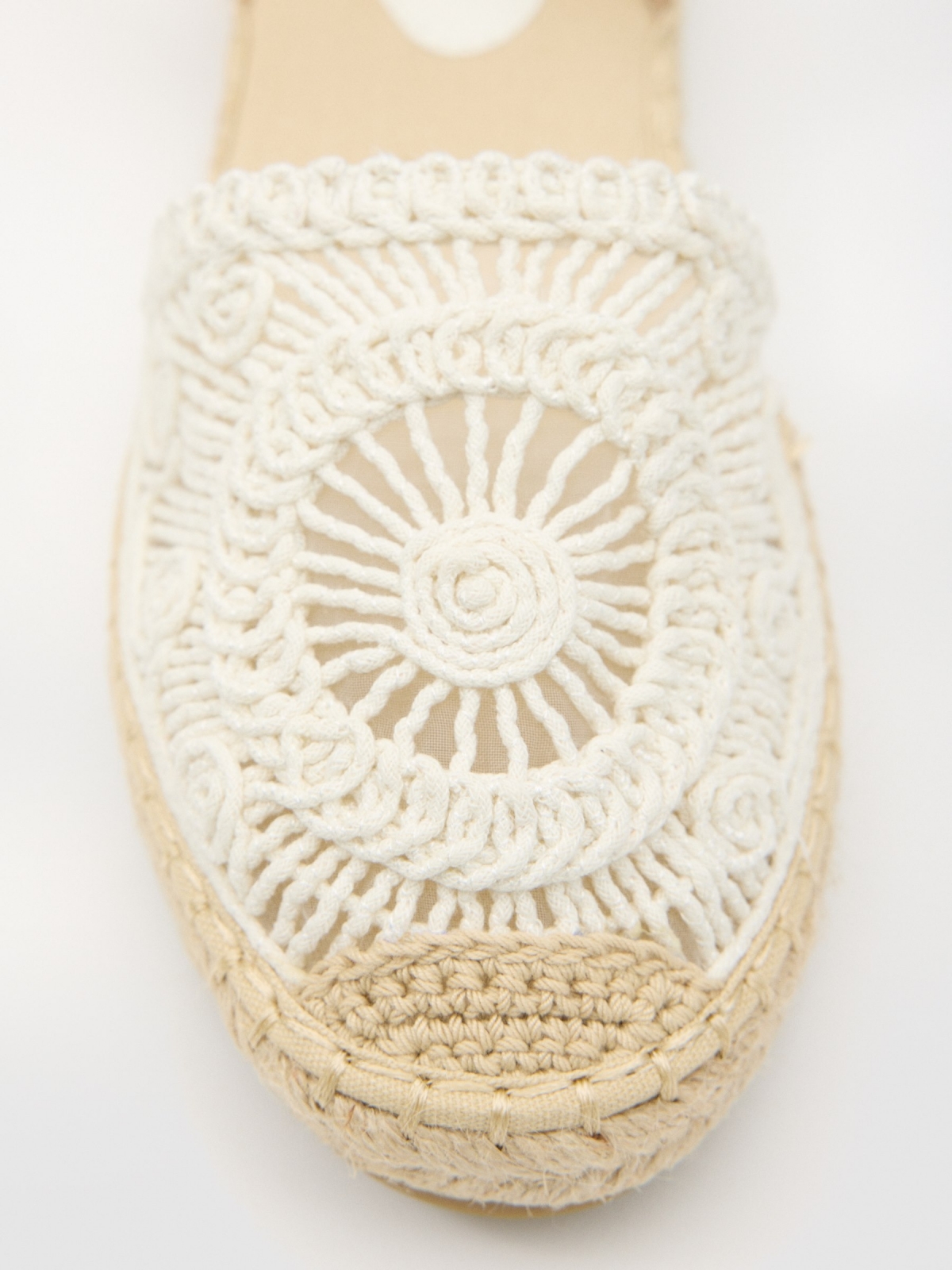Sandalia esparteña crochet blanco roto vista detalle