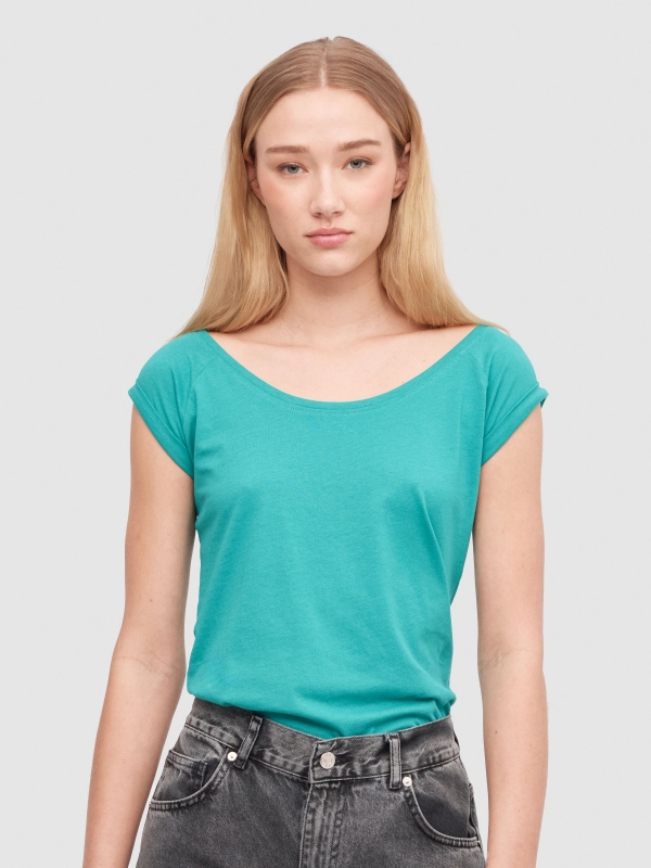 Camiseta básica manga corta verde vista media frontal