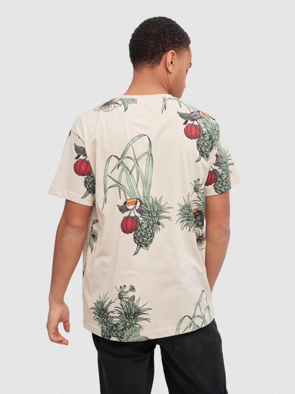 Camiseta tropical piñas taupe vista media trasera