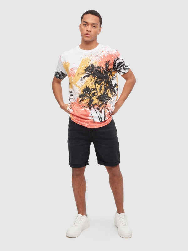 T-shirt com palmeiras tropicais branco vista geral frontal