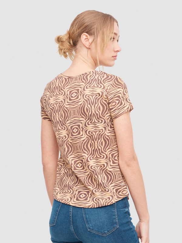 Psychedelic animal print t-shirt brown middle back view