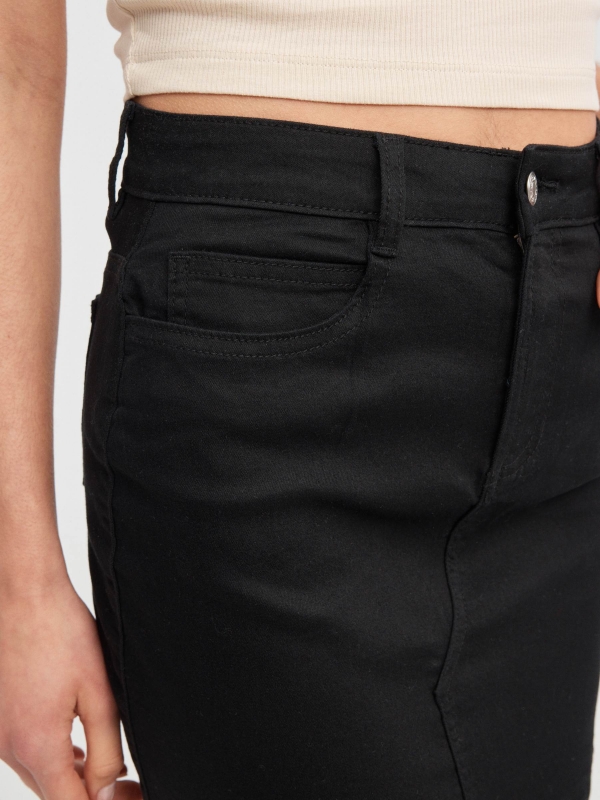 Basic twill skirt black detail view