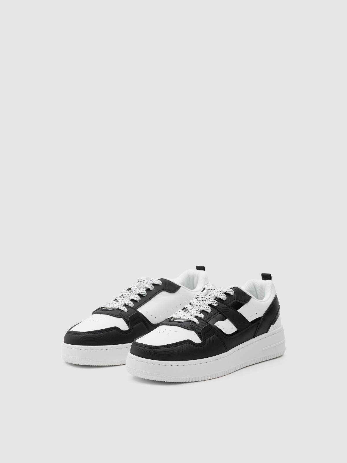 Black and white skater sneakers white 45º front view