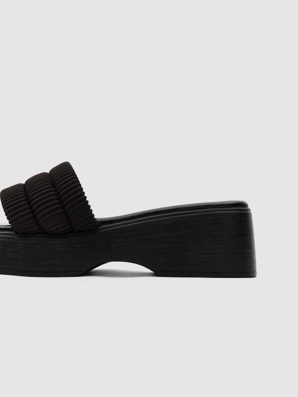 Platform sandal black with a model