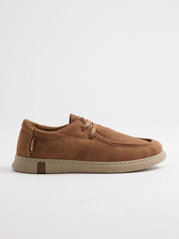 Bordeaux casual shoe