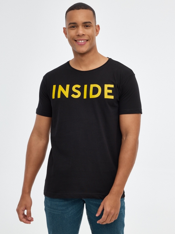 T-shirt básica "INSIDE preto vista meia frontal
