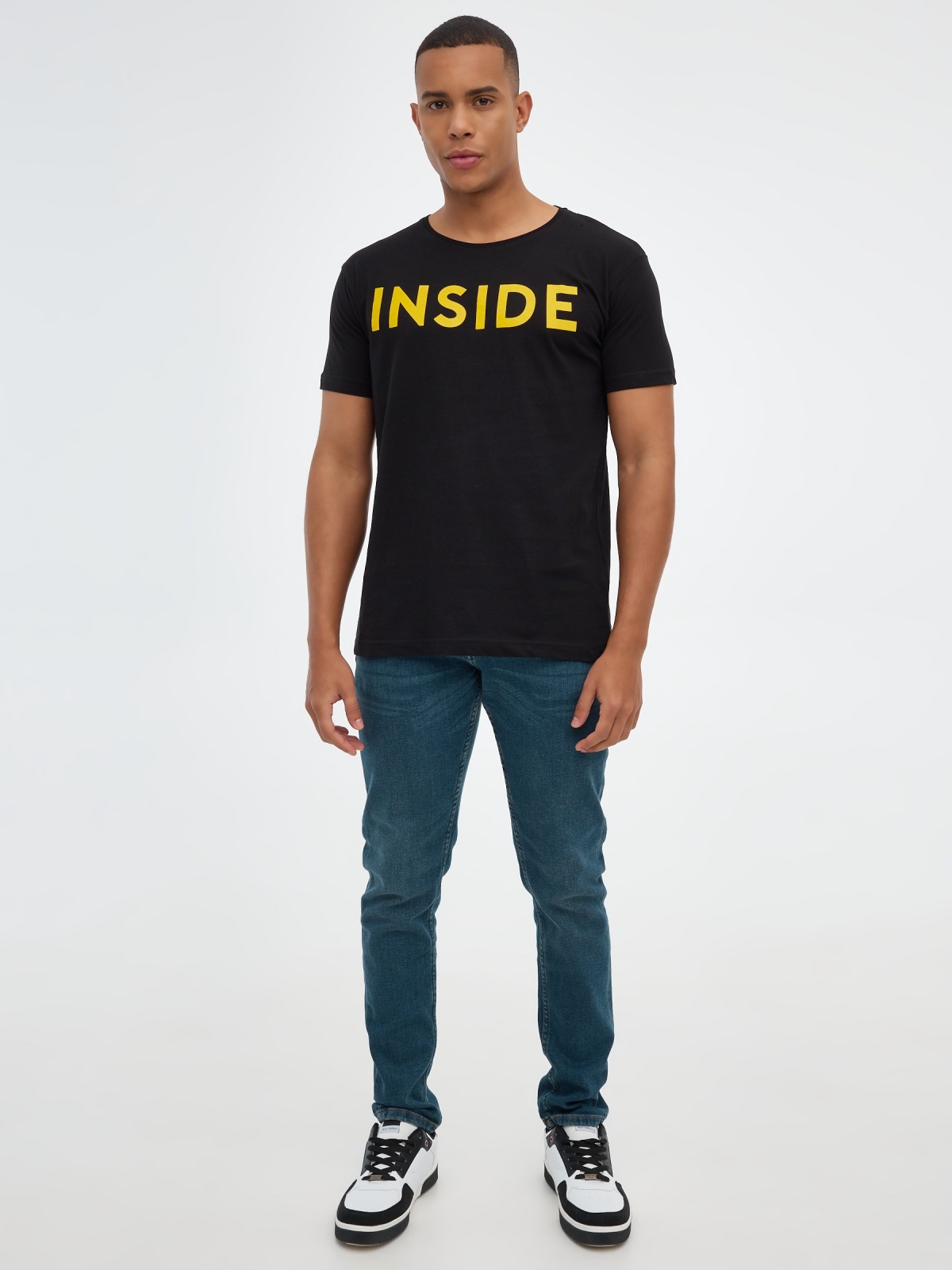 Camiseta básica "INSIDE" negro vista general frontal