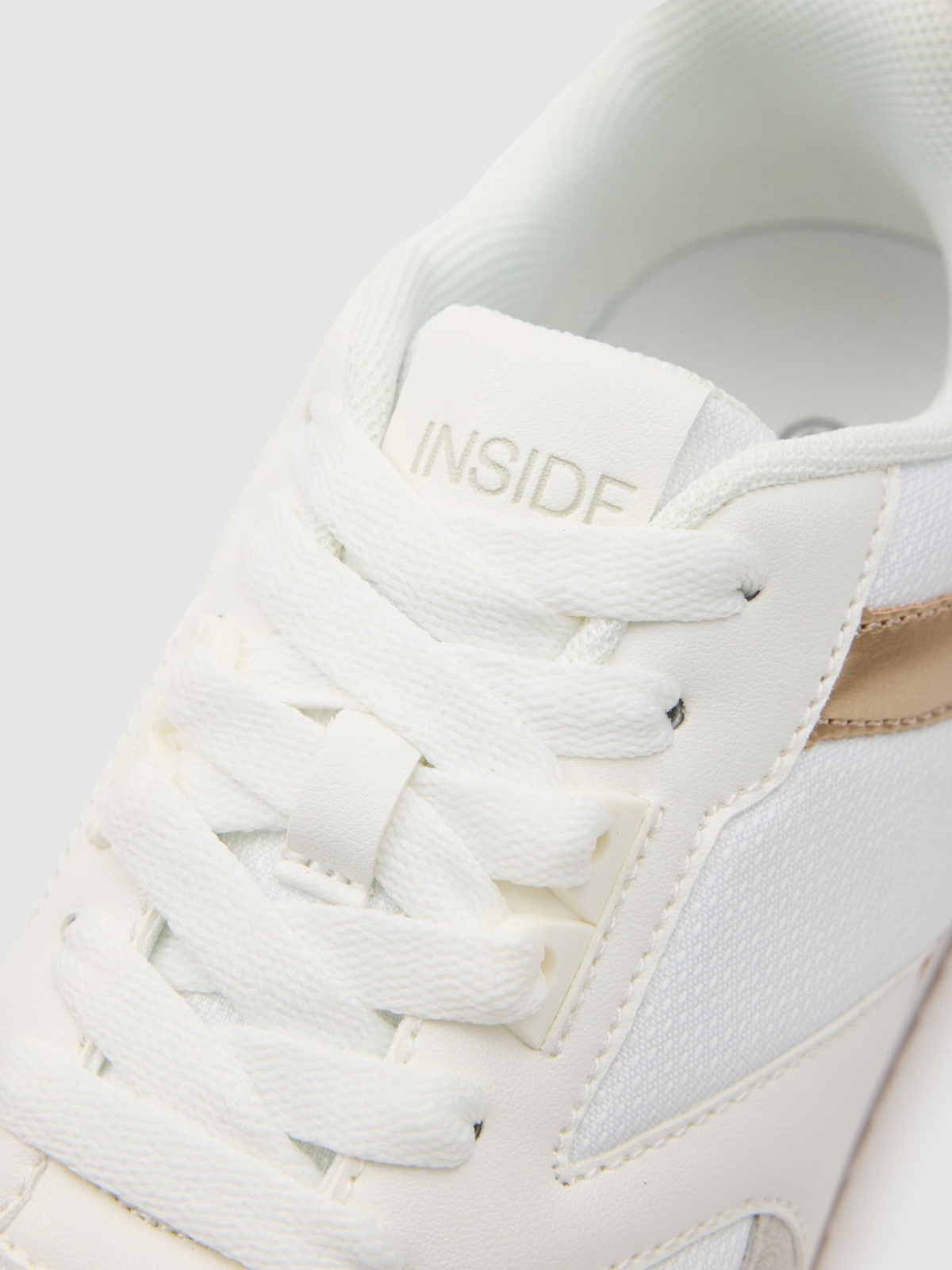 Casual nylon sneaker white detail view