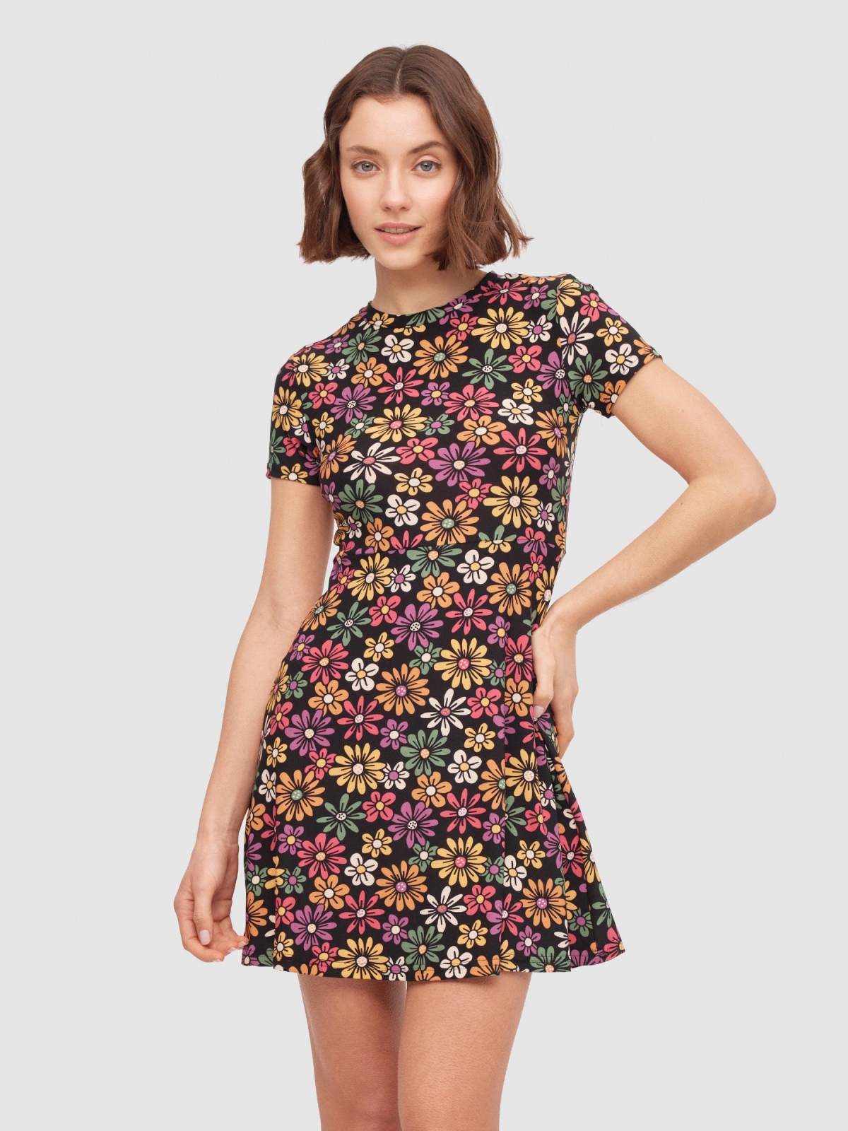 Daisy print short-sleeve mini dress multicolor middle front view