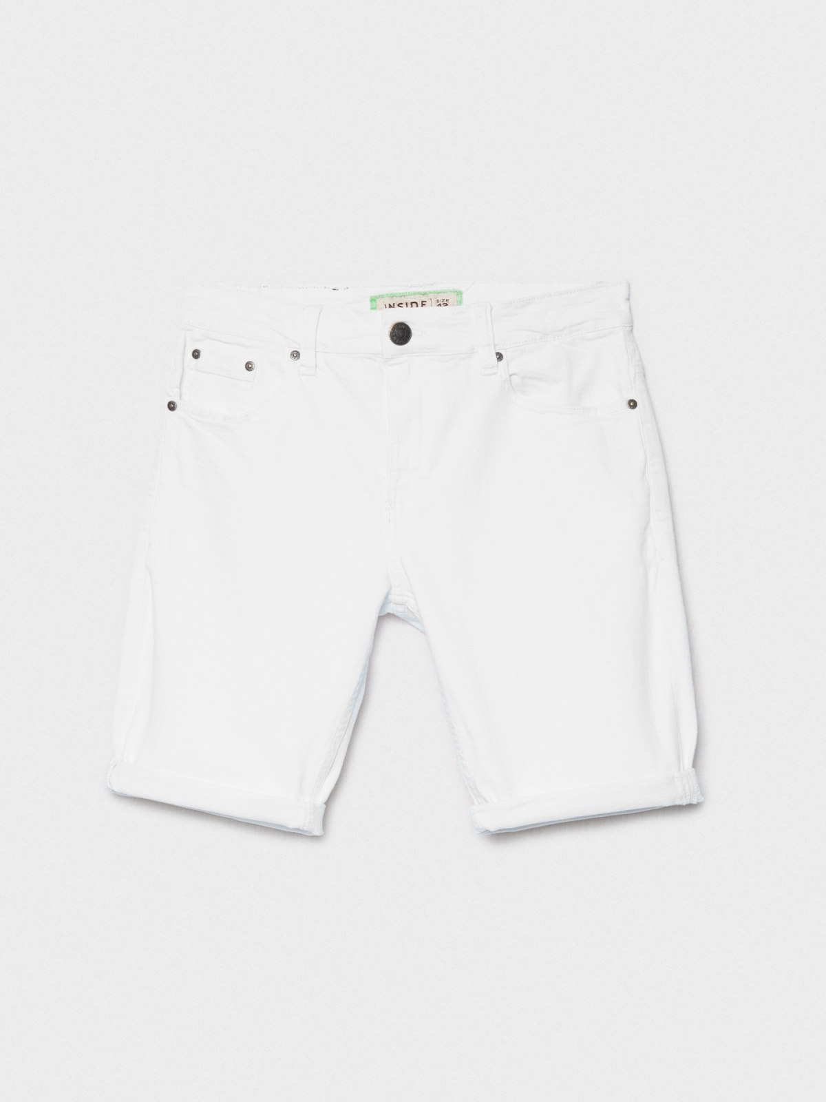  Coloured denim shorts white