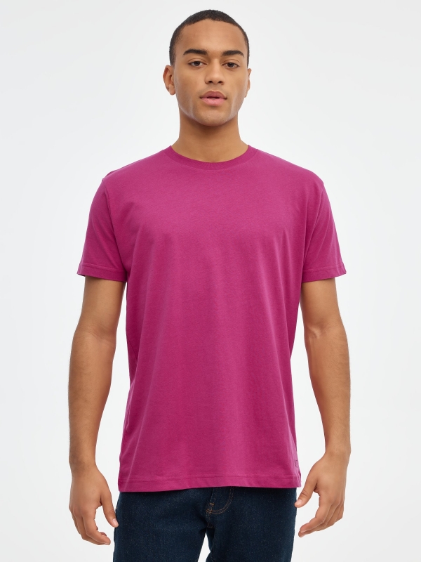 Basic short sleeve t-shirt fuchsia middle front view