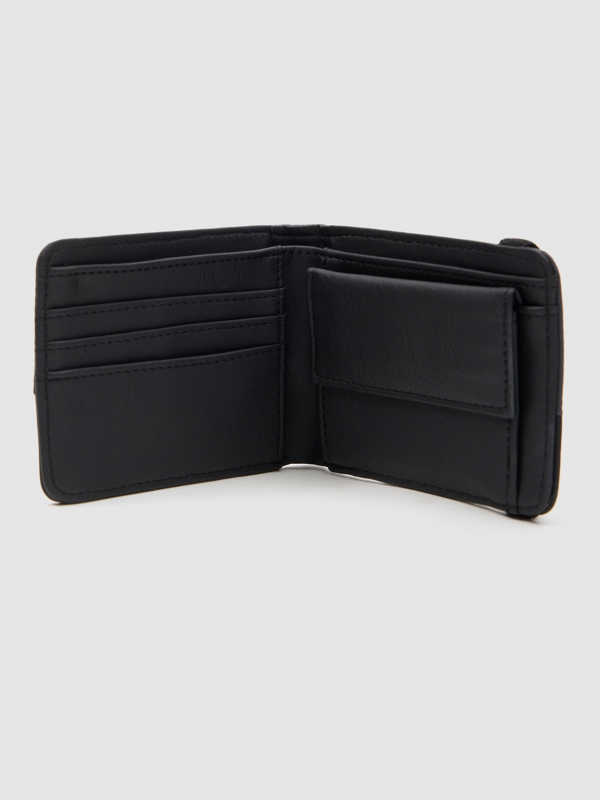 Wallet elastic clasp grey detail view