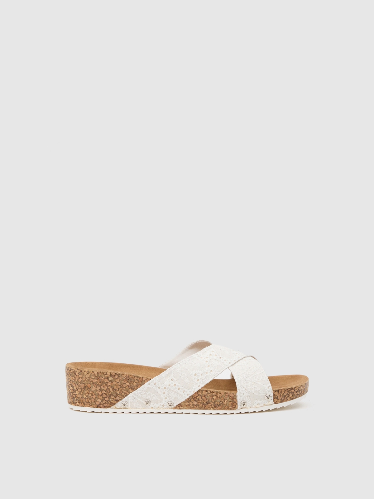 Wedge with embroidered cross straps off white
