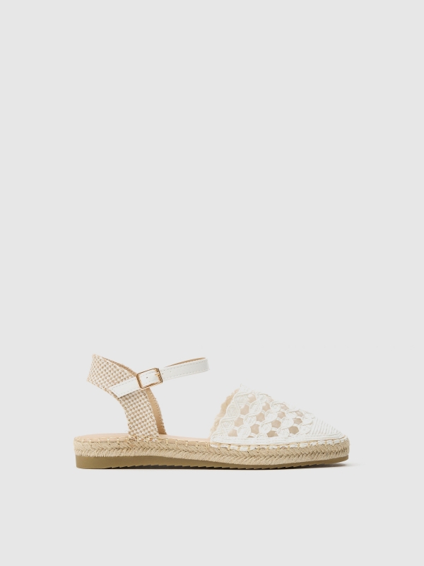 Bohemian style sandal off white