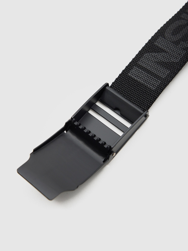 Cinturón lona logotipo negro vista detalle