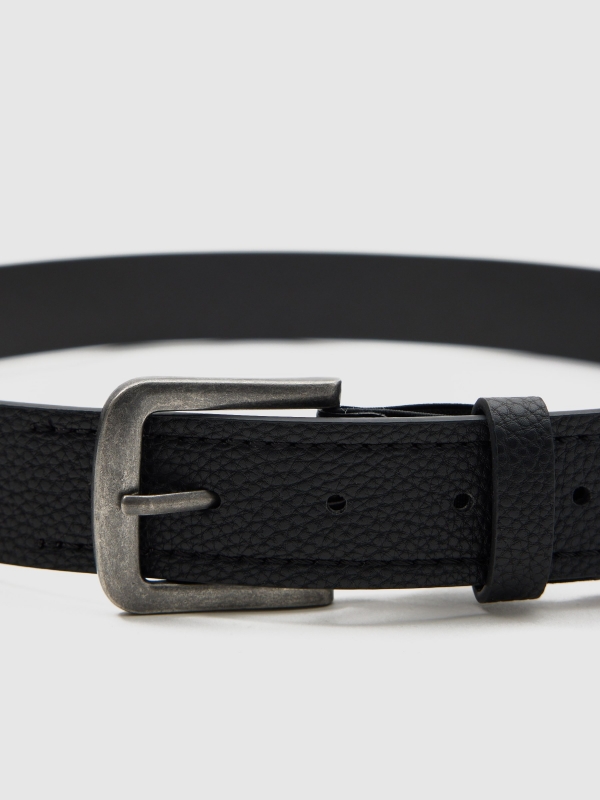 Textured leatherette belt black detail view
