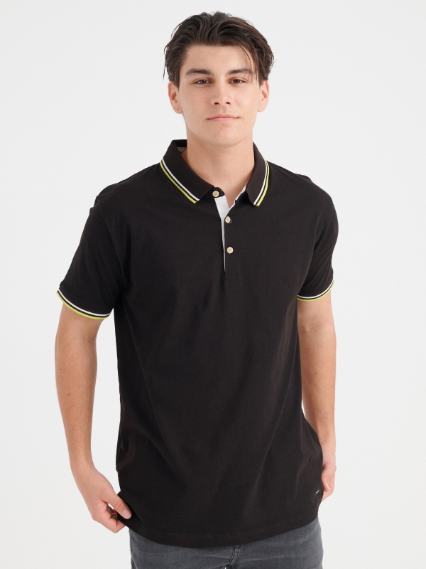 Basic polo with piping black middle front view