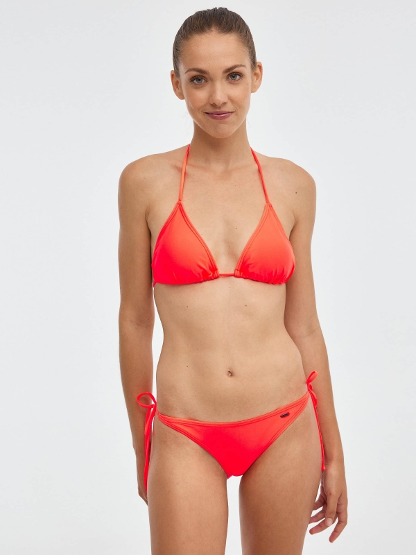 Knotted bikini bottoms red middle front view