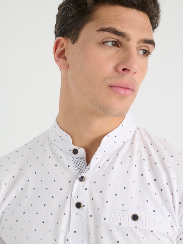 Mandarin collar polo shirt with pocket white detail view